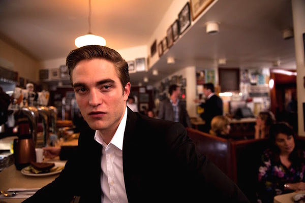 Robert Pattinson dans un film de SF français