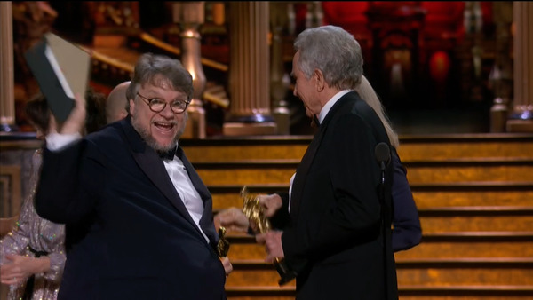 Oscar 2018 : Guillermo del Toro triomphe avec La Forme de l'eau